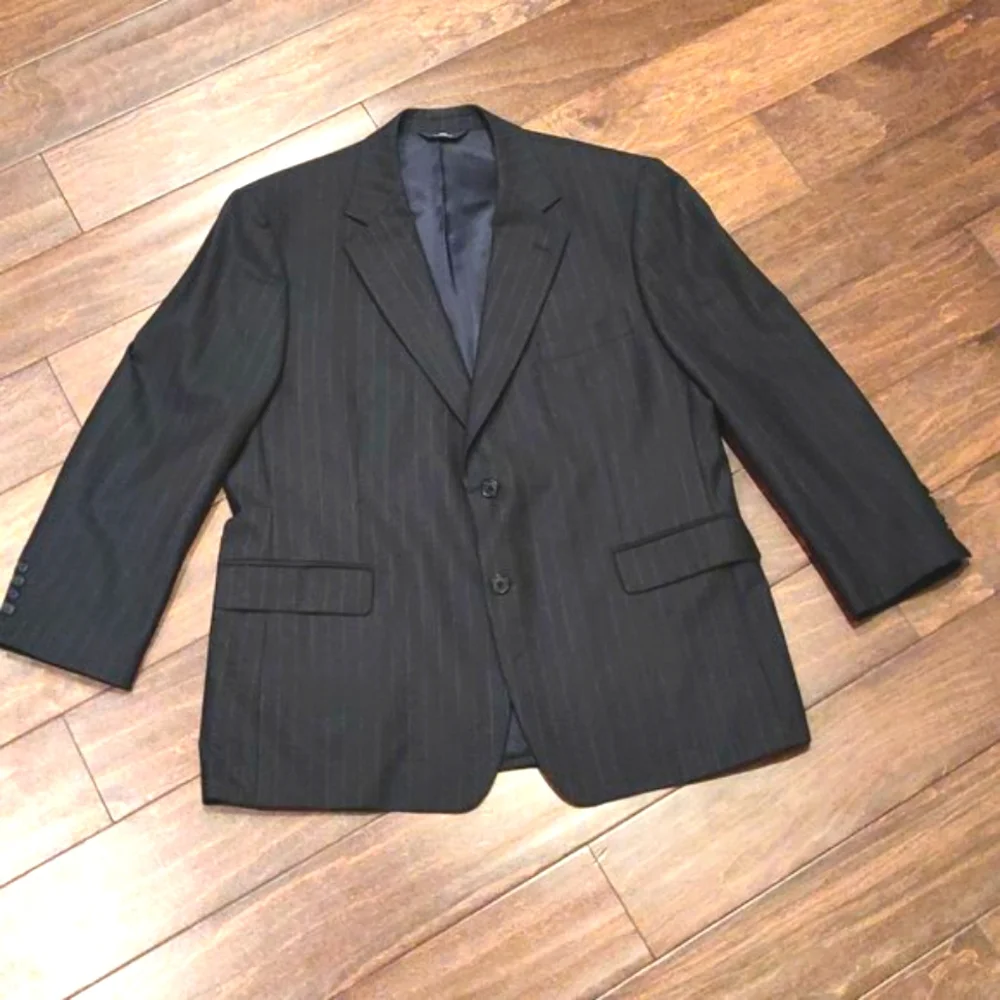 Brooks Brothers 346 Wool Sport Coat Black With Grey Pinstripes SIZE 44S